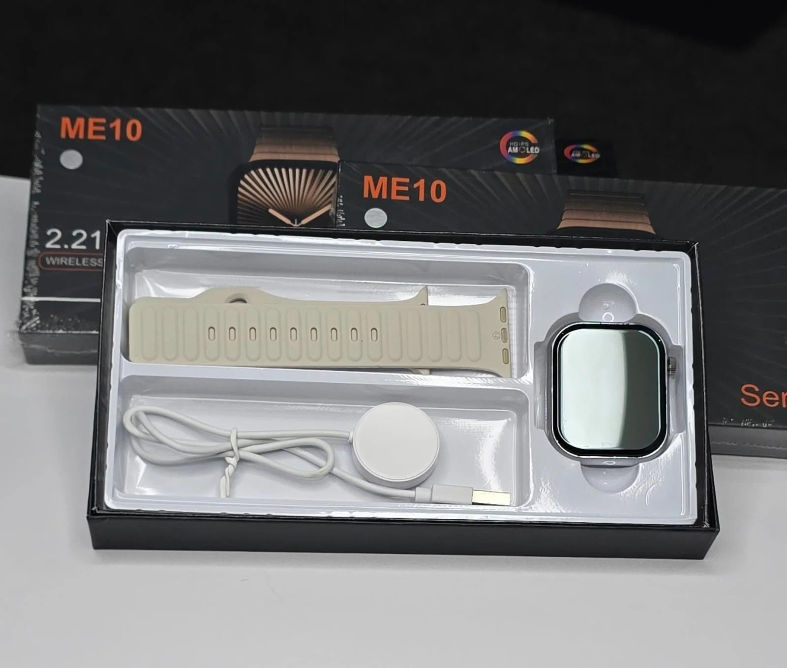 ME10 ''Infinit Display Smartwatch (2in1 straps)